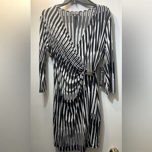 *NWT* Luxology Wrap dress Petite Large‎